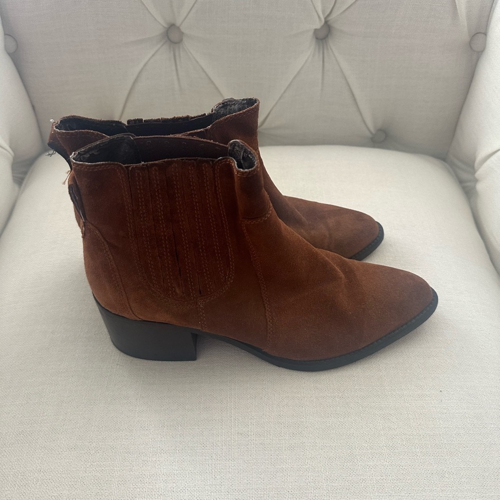 KURT GEIGER Brown Tan Suede Booties